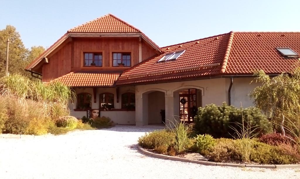 Family House 94 Appartement Prosecne Buitenkant foto